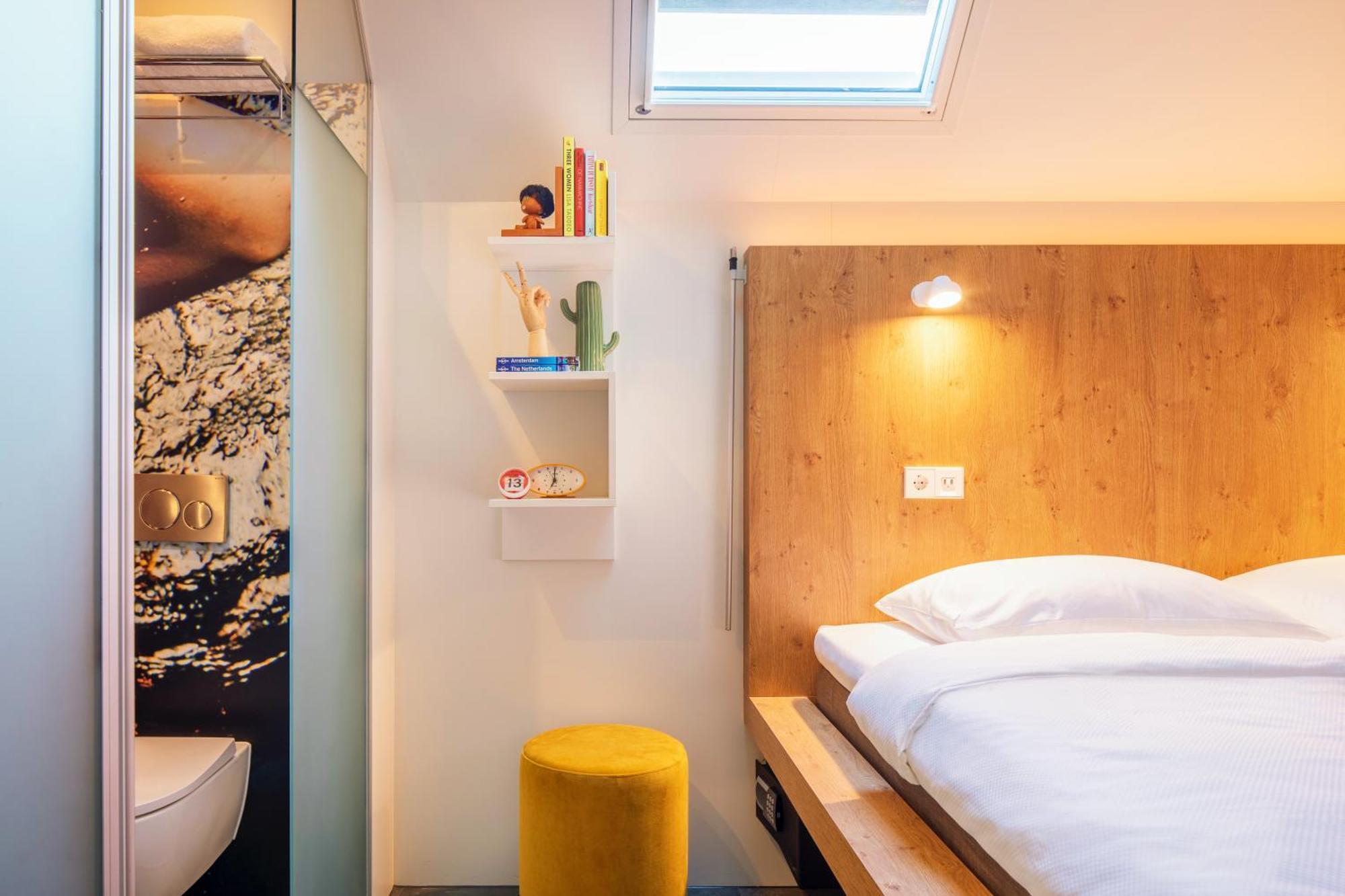 Bunk Hostel Amsterdam Exterior photo