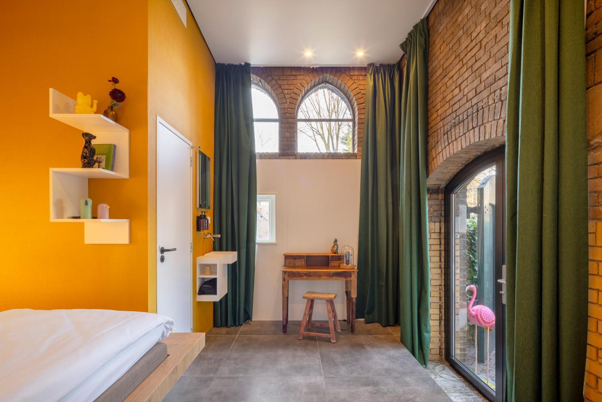 Bunk Hostel Amsterdam Exterior photo