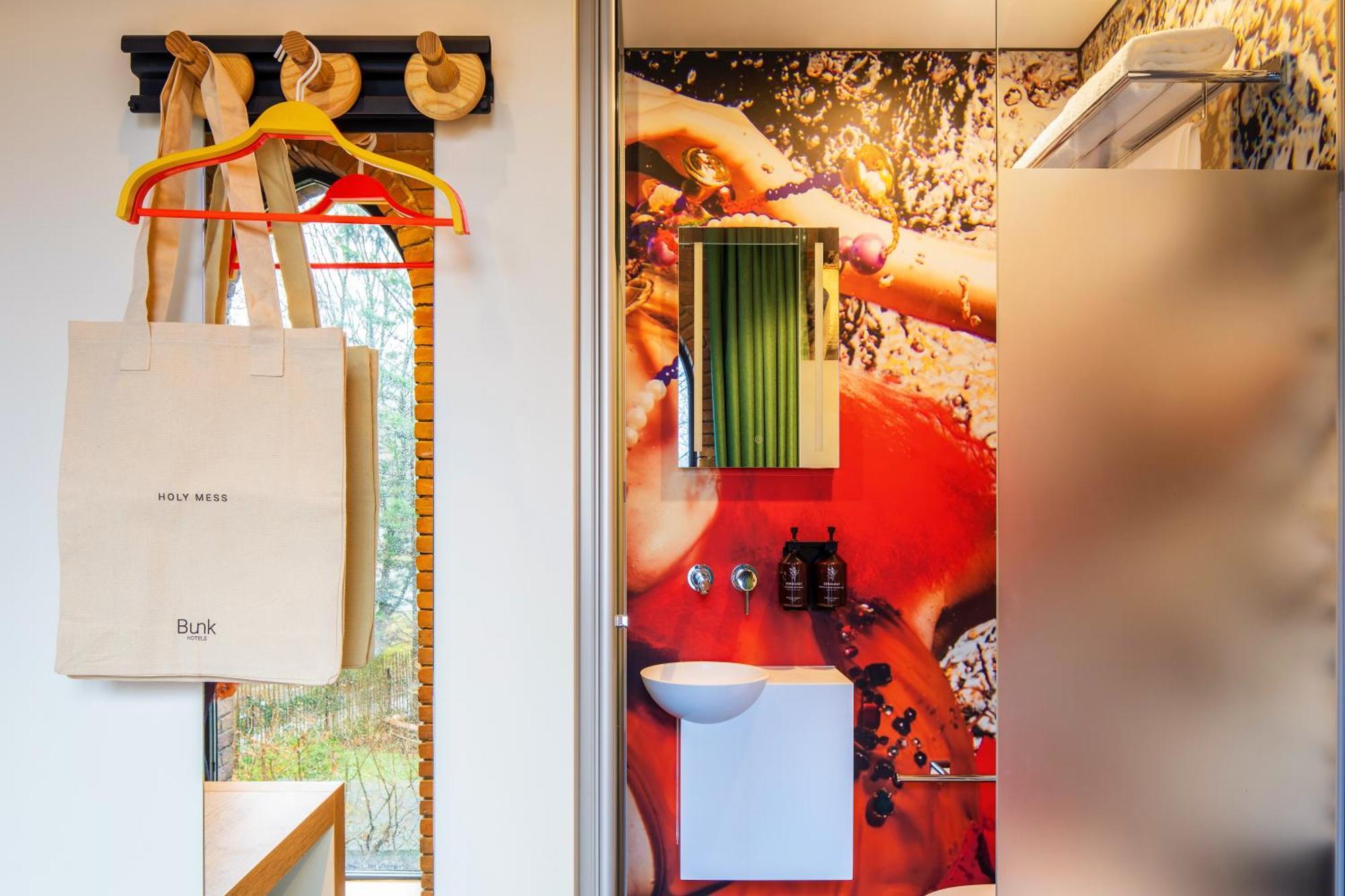 Bunk Hostel Amsterdam Exterior photo